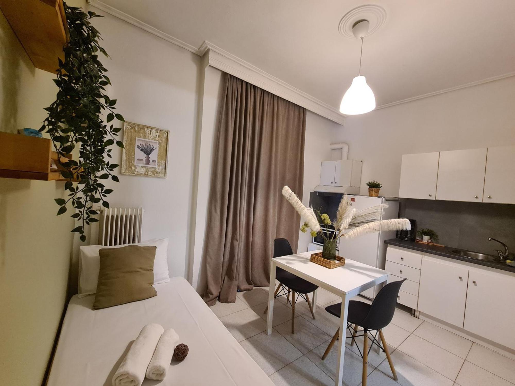 Apartment In The Heart Of The City 3 Лариса Екстериор снимка